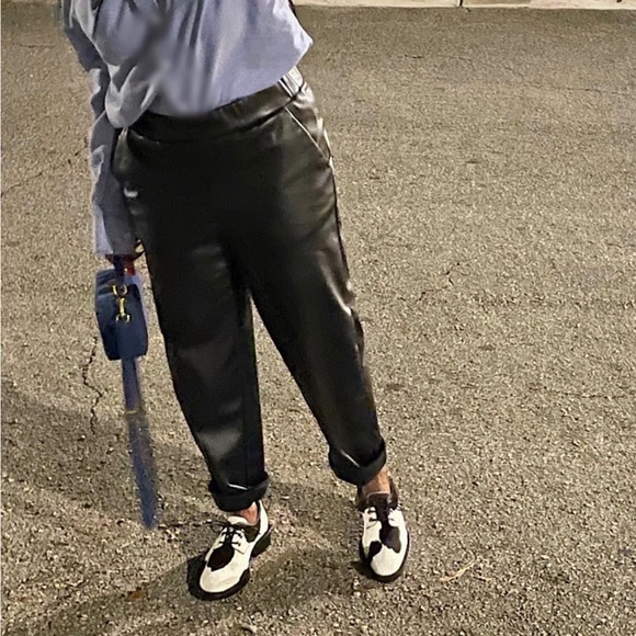 Givenchy cowhide Oxford. Size 6 fits 7 - Picture 1 of 5